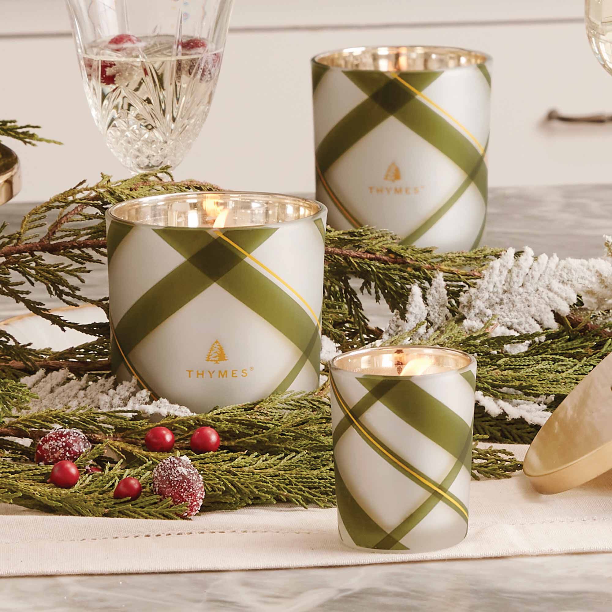 Frasier Fir? Frosted Plaid Medium Candle - Thymes