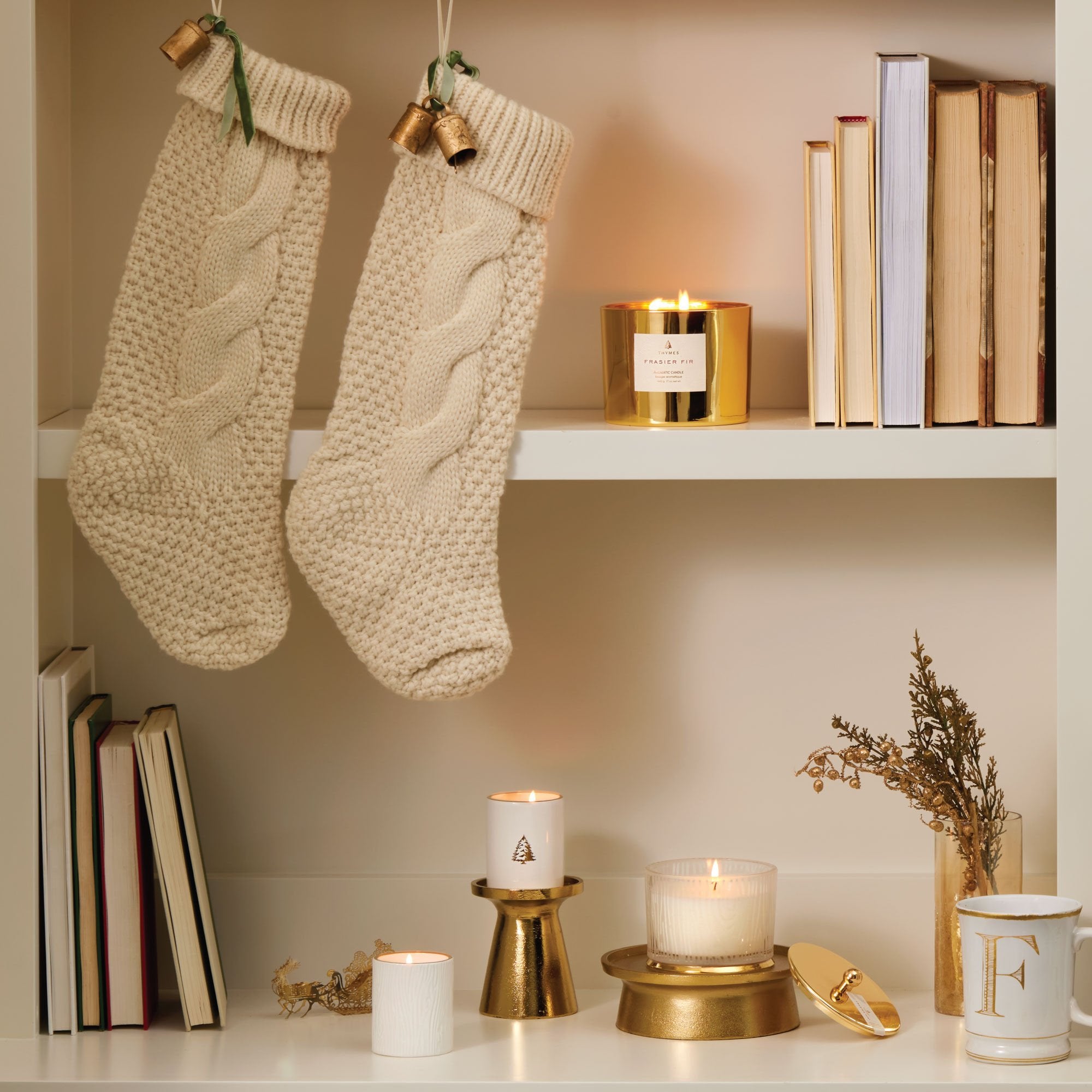 Frasier Fir? Gilded Frosted Wood Grain Candle - Thymes