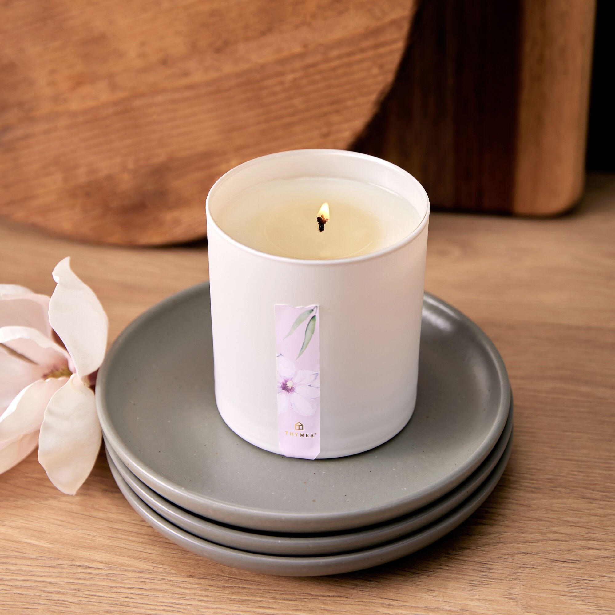Magnolia Willow Poured Candle - Thymes