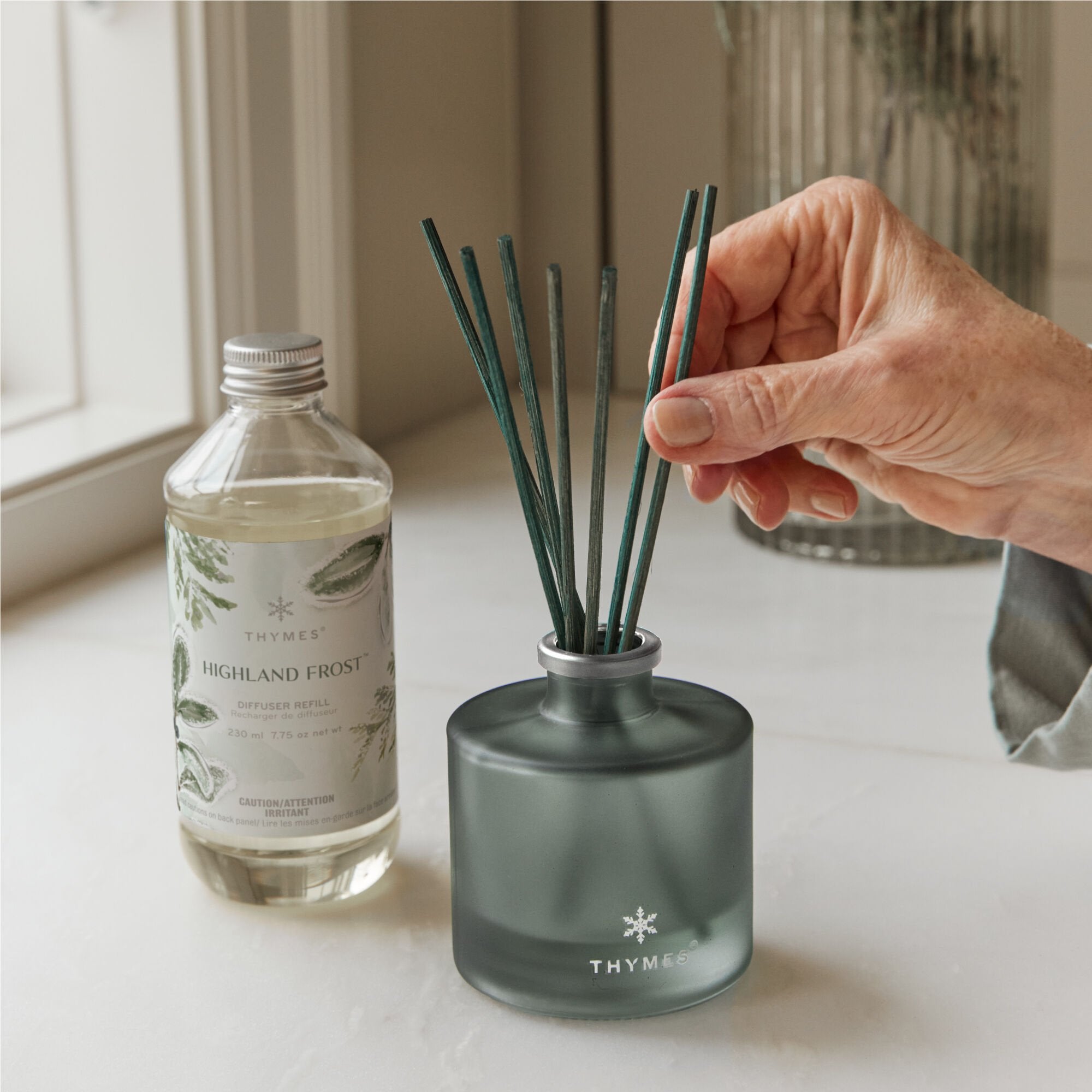Highland Frost Petite Reed Diffuser - Thymes